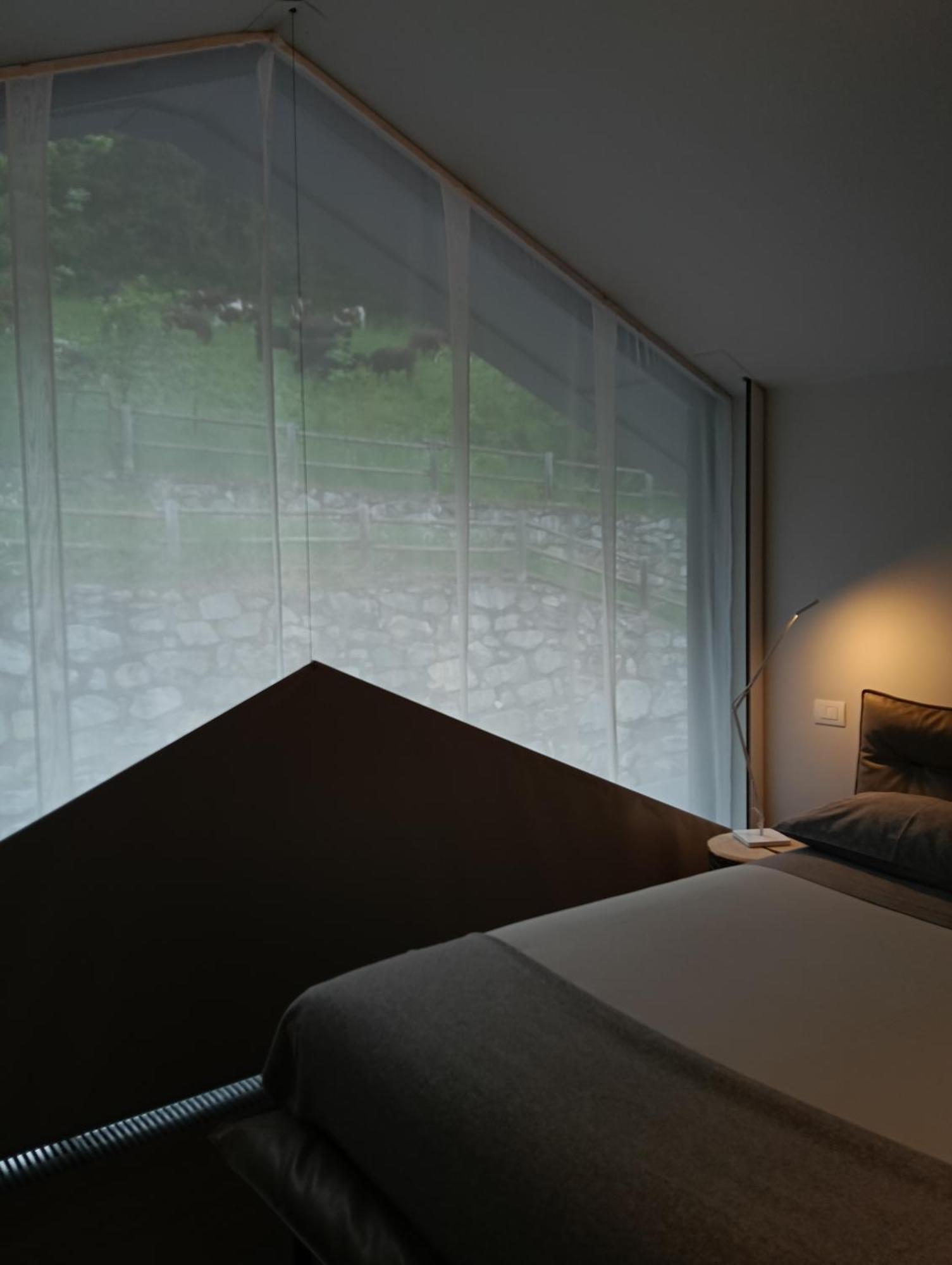 V&V Rentroom Design Gignod Chambre photo